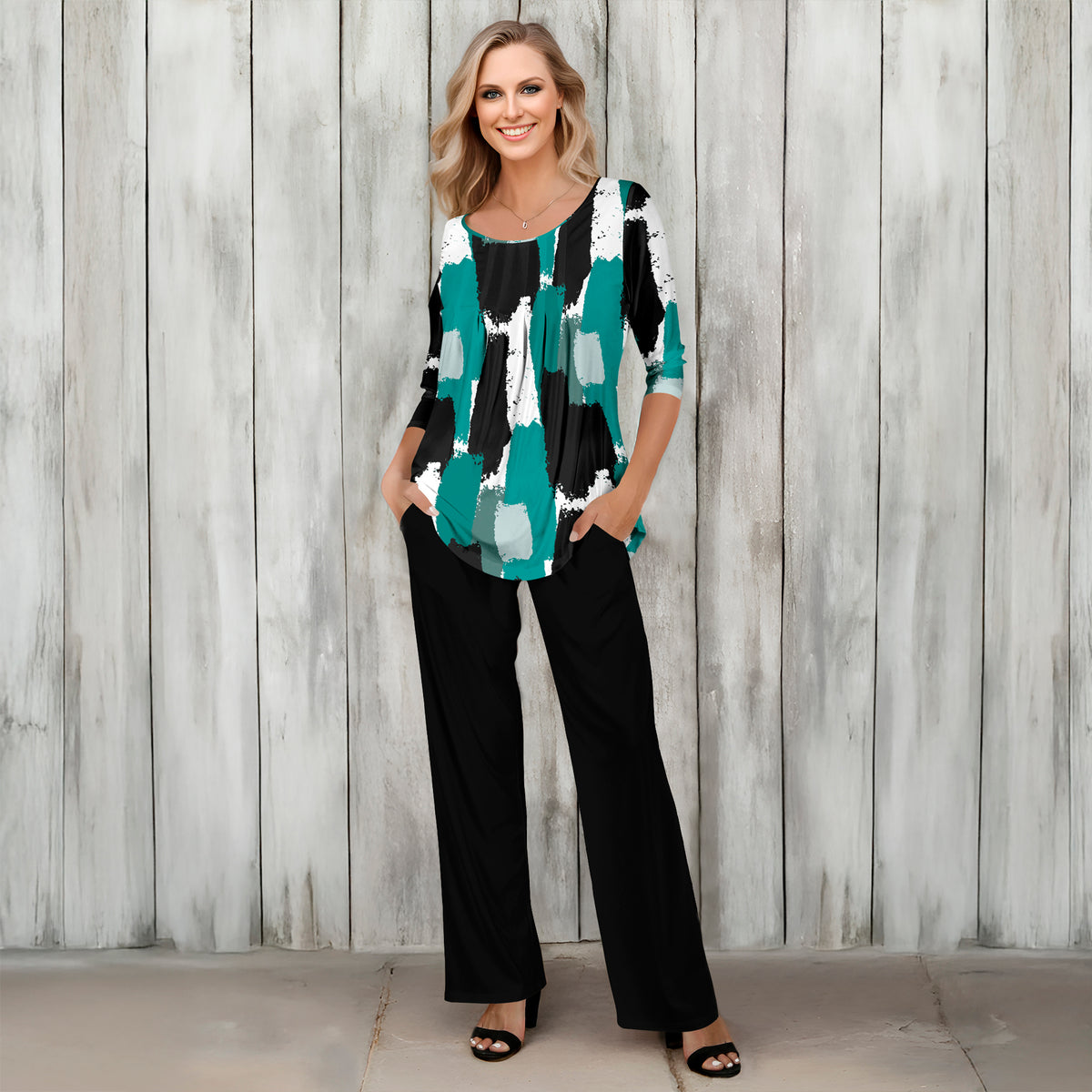 2 Piece Set - Pleated Three Quarter Sleeve Tunic and Pocket Pants - Abstract