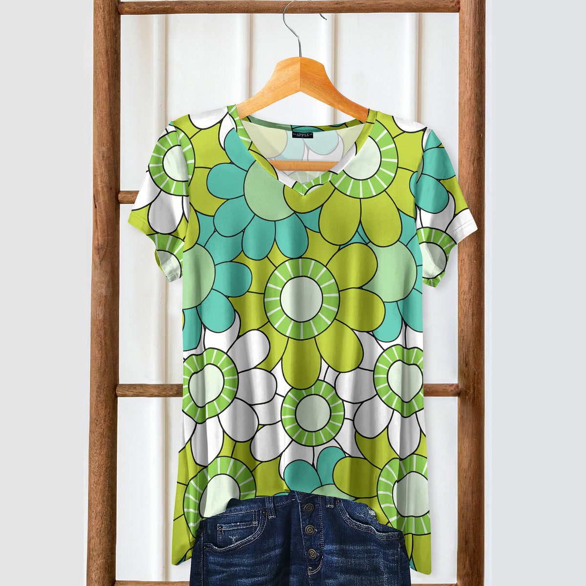 Short Sleeve V-Neck Tunic - Floral