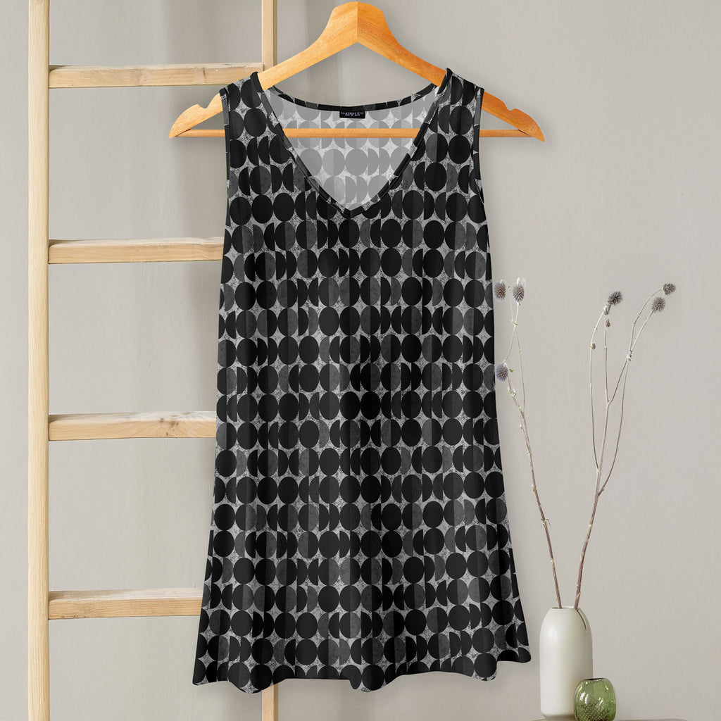 V-neck Sleeveless Top - Geometric