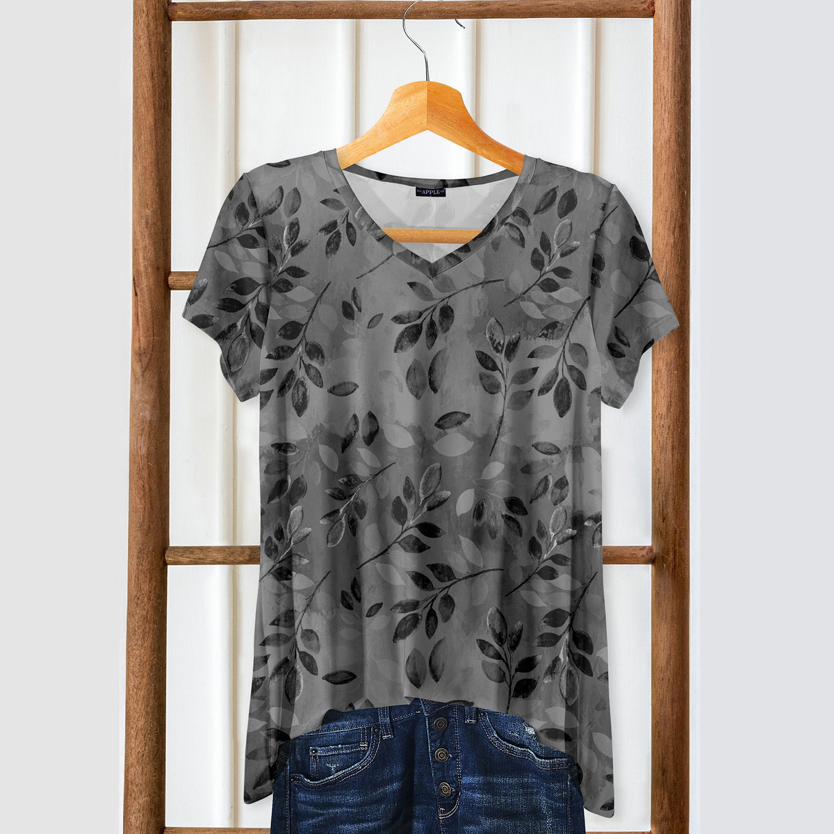 Short Sleeve V-Neck Tunic - Floral