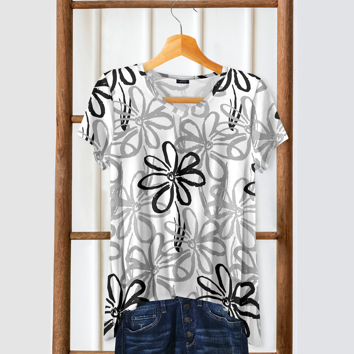 Short Sleeve V-Neck Tunic - Floral