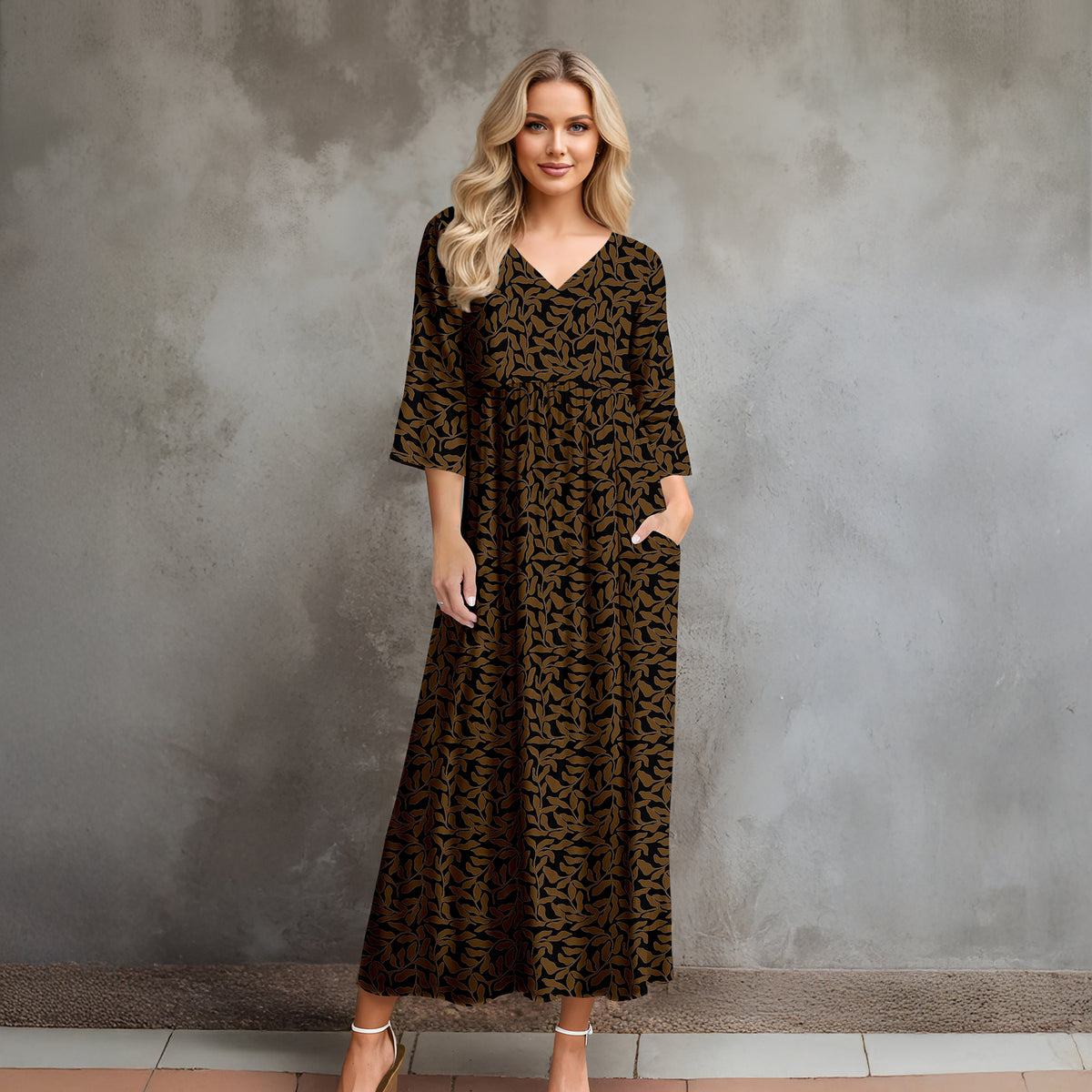 Three Quarter Sleeve V-neck Maxi Dress with Pockets - Floral