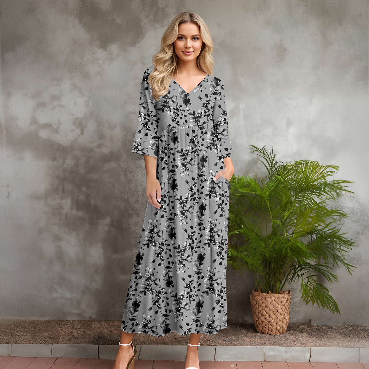 Three Quarter Sleeve V-neck Maxi Dress with Pockets - Floral