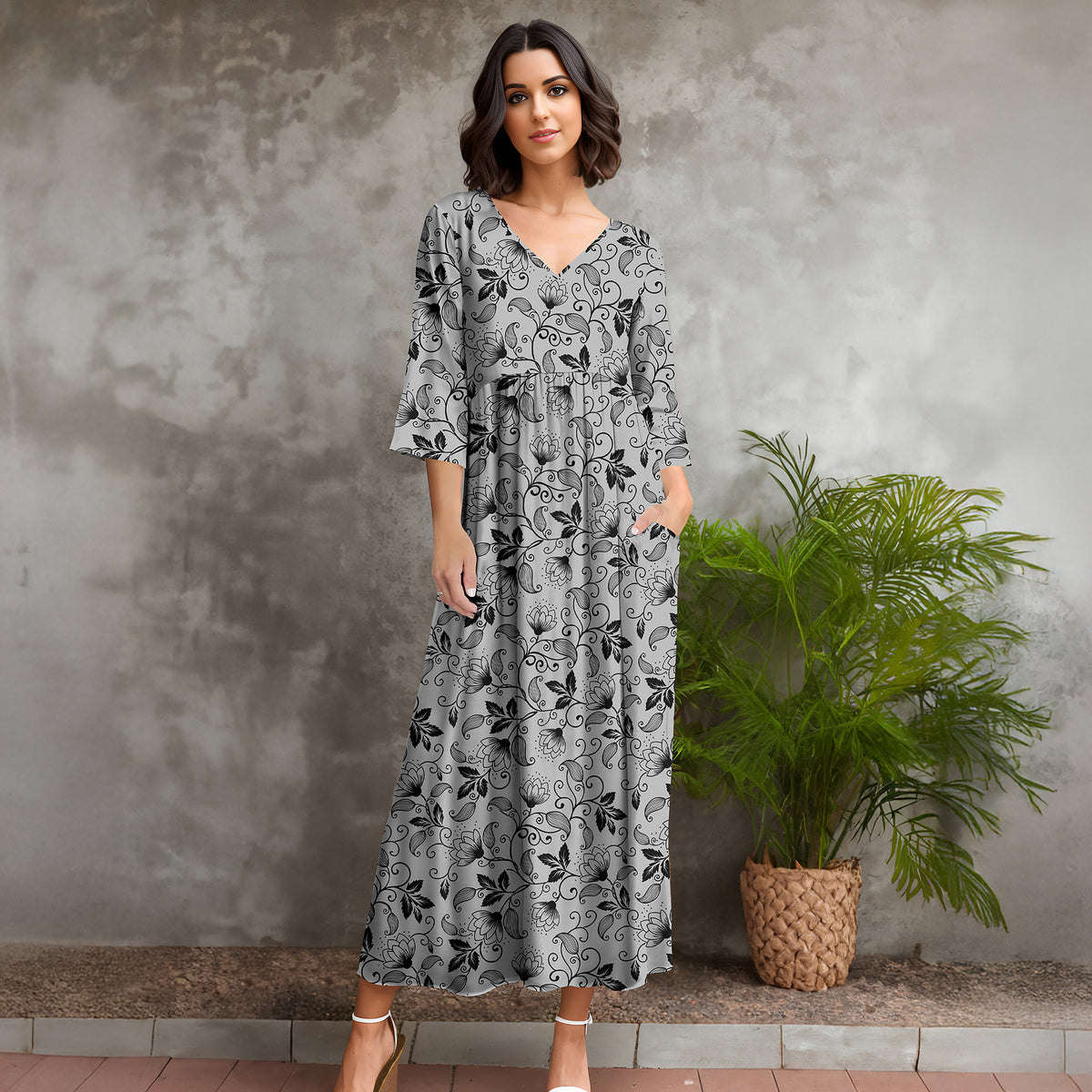 Three Quarter Sleeve V-neck Maxi Dress with Pockets - Floral