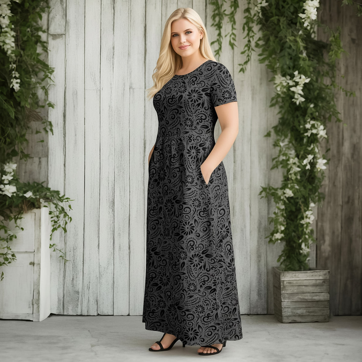 Short Sleeve Fit and Flare Maxi Dress with Pockets - Floral