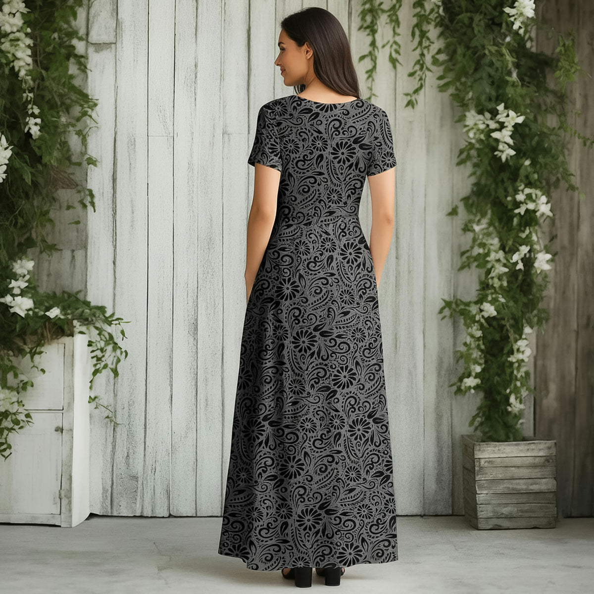 Short Sleeve Fit and Flare Maxi Dress with Pockets - Floral