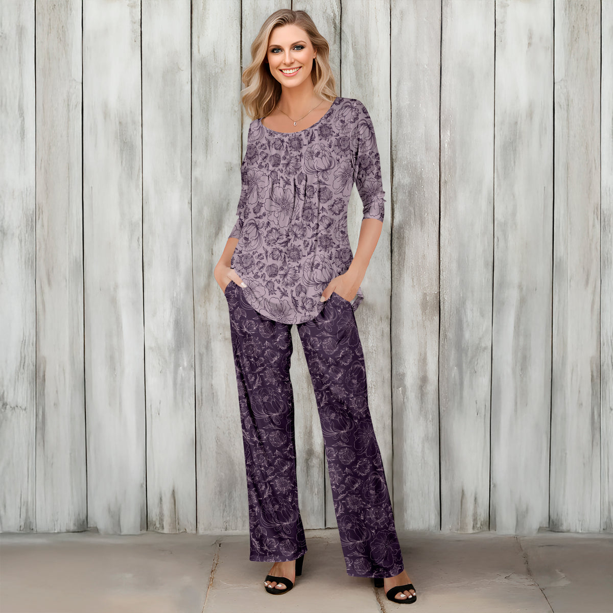 2 Piece Set - Pleated Three Quarter Sleeve Tunic and Pocket Pants - Floral