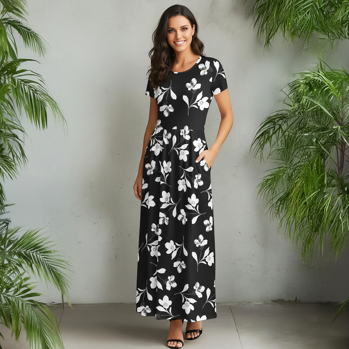 Short Sleeve Fit and Flare Maxi Dress with Pockets - Floral