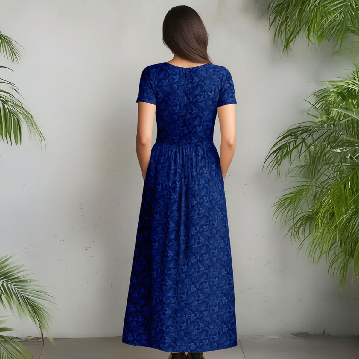 Short Sleeve Fit and Flare Maxi Dress with Pockets - Floral